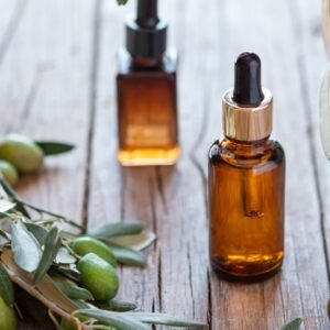 Huile d’olive cosmétique – Huile végétale nourrissante et protectrice, idéale pour hydrater la peau et renforcer les cheveux.