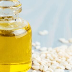 Huile de sésame cosmétique – Huile végétale nourrissante et protectrice, idéale pour hydrater la peau et renforcer les cheveux.